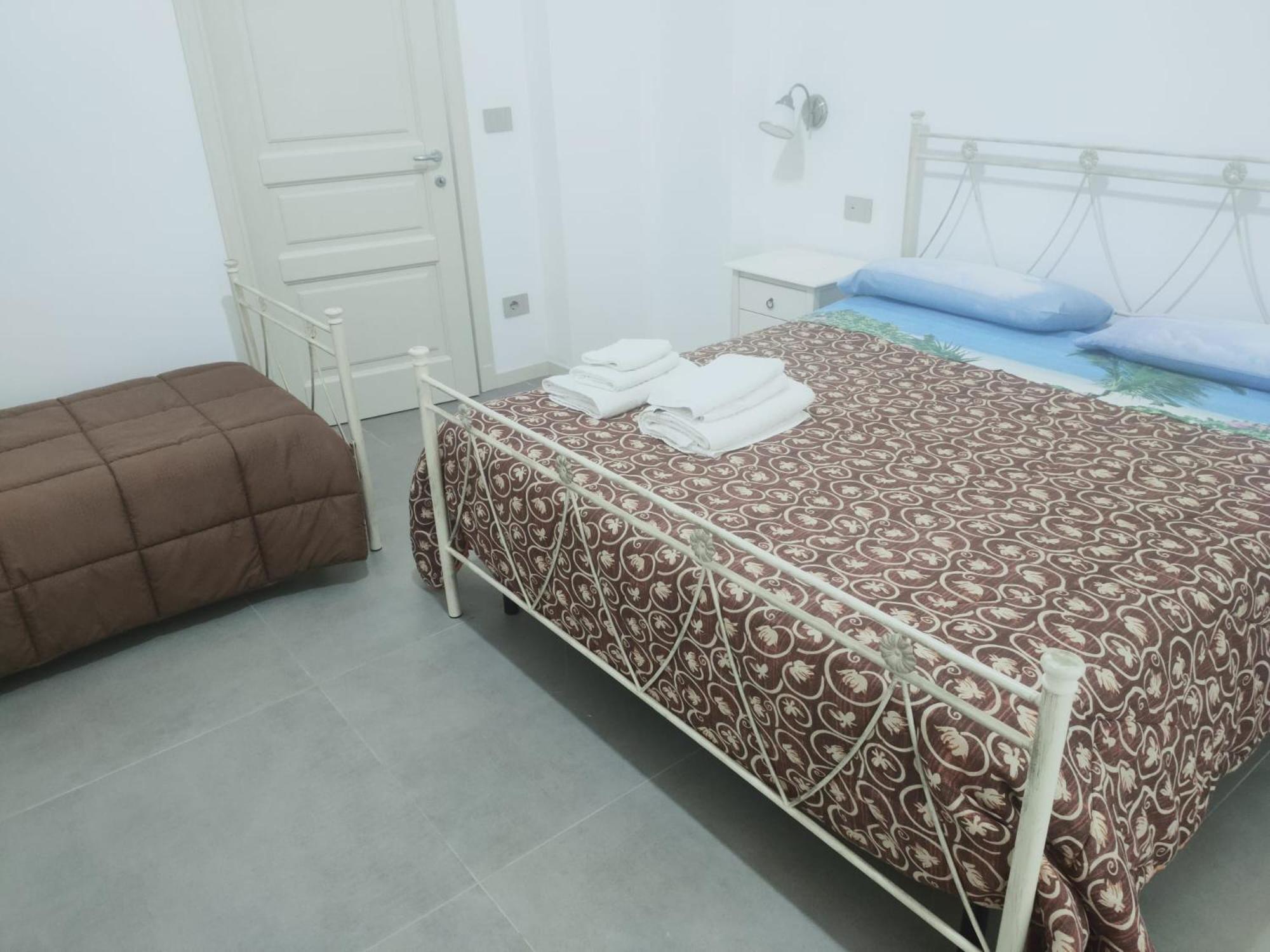 Appartamento Dante Avetrana Buitenkant foto